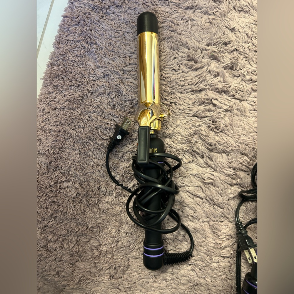 1 1/4” Curling Iron